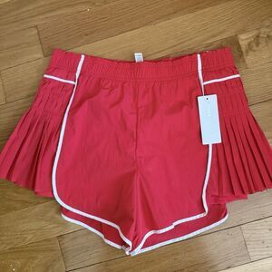 Yogalicious Women’s Radiant Courtside Chic Shorts Color Hibiscus Size XL NWT